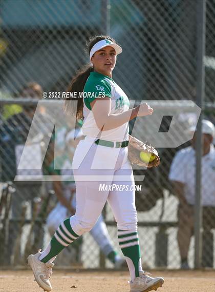 Thumbnail 1 in Alhambra vs Eagle Rock photogallery.