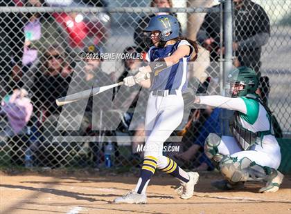 Thumbnail 1 in Alhambra vs Eagle Rock photogallery.