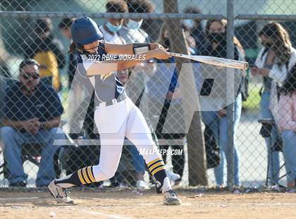 Thumbnail 3 in Alhambra vs Eagle Rock photogallery.