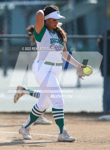 Thumbnail 3 in Alhambra vs Eagle Rock photogallery.