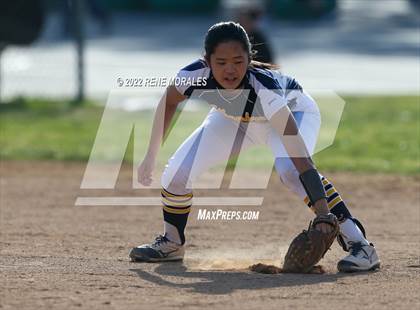 Thumbnail 2 in Alhambra vs Eagle Rock photogallery.