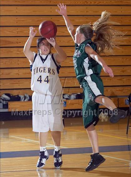 Thumbnail 1 in Ponderosa @ Inderkum photogallery.