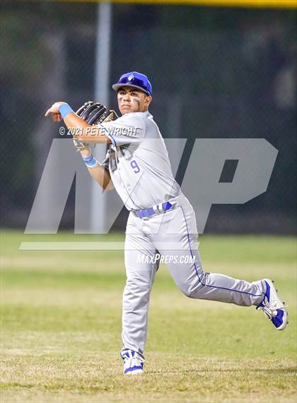 Thumbnail 3 in Riverview vs IMG Black photogallery.