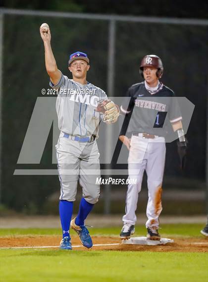 Thumbnail 3 in Riverview vs IMG Black photogallery.