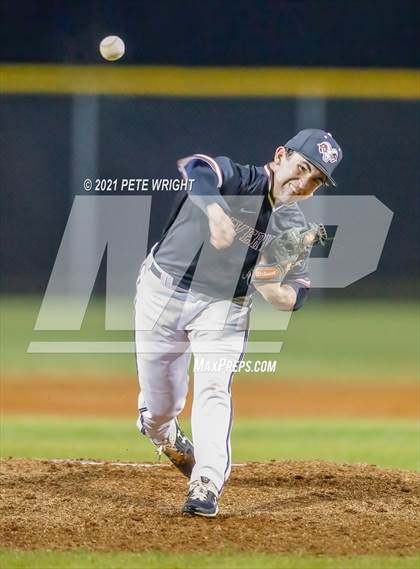 Thumbnail 1 in Riverview vs IMG Black photogallery.