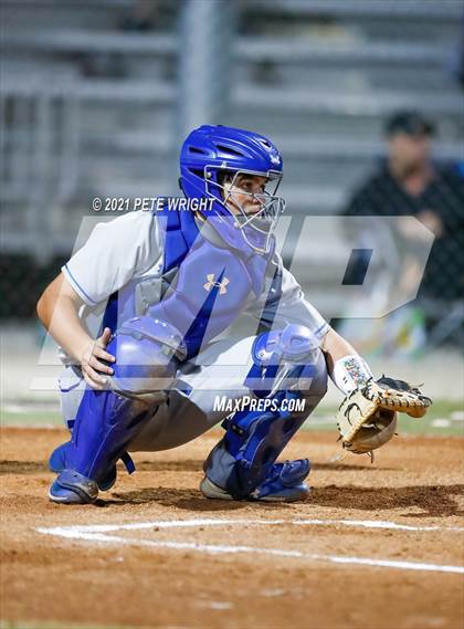 Thumbnail 1 in Riverview vs IMG Black photogallery.
