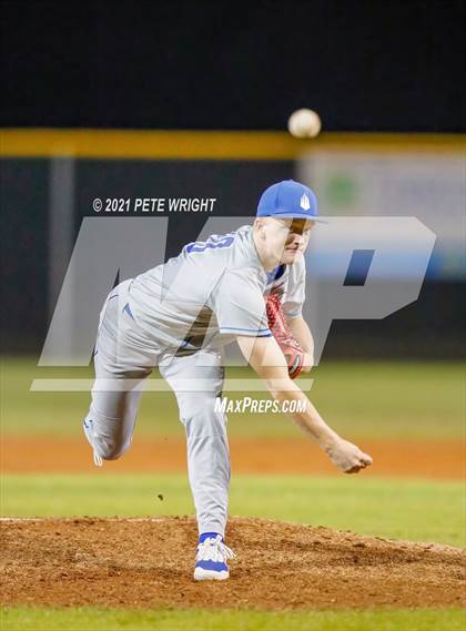 Thumbnail 1 in Riverview vs IMG Black photogallery.