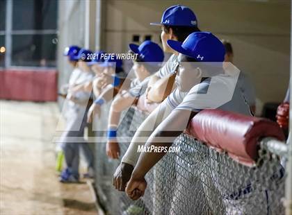 Thumbnail 1 in Riverview vs IMG Black photogallery.