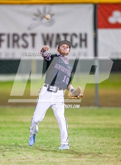 Thumbnail 3 in Riverview vs IMG Black photogallery.