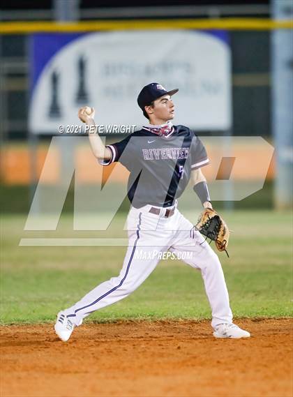 Thumbnail 1 in Riverview vs IMG Black photogallery.