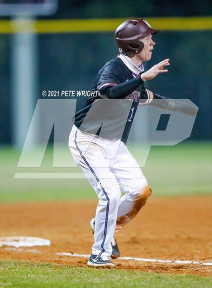 Thumbnail 2 in Riverview vs IMG Black photogallery.