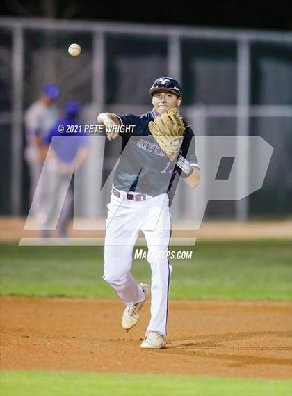 Thumbnail 3 in Riverview vs IMG Black photogallery.