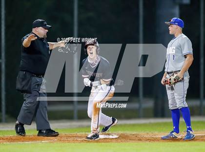 Thumbnail 2 in Riverview vs IMG Black photogallery.