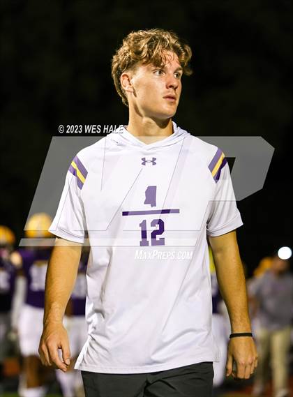 Thumbnail 3 in DeSoto Central vs. Germantown photogallery.