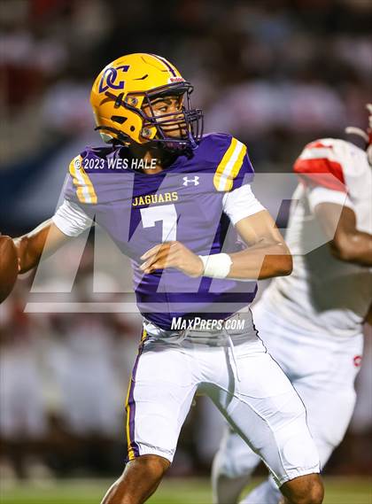 Thumbnail 2 in DeSoto Central vs. Germantown photogallery.