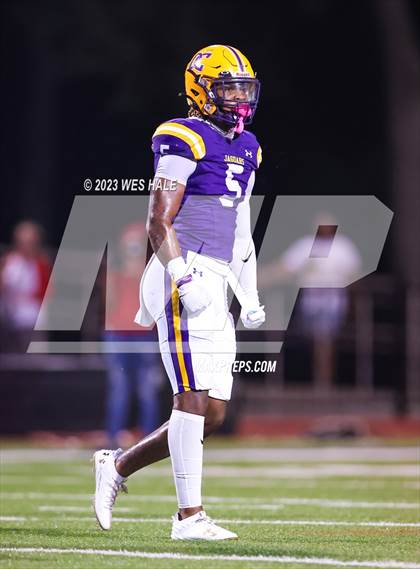 Thumbnail 3 in DeSoto Central vs. Germantown photogallery.
