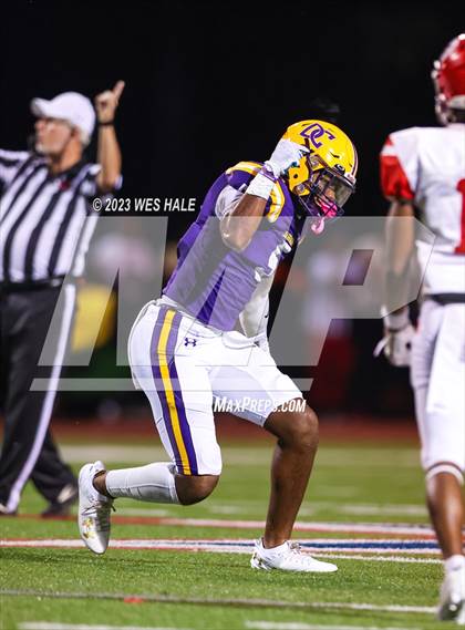 Thumbnail 3 in DeSoto Central vs. Germantown photogallery.