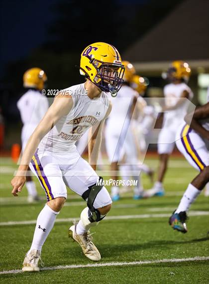 Thumbnail 3 in DeSoto Central vs. Germantown photogallery.