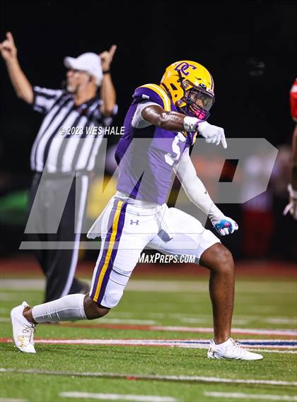 Thumbnail 2 in DeSoto Central vs. Germantown photogallery.