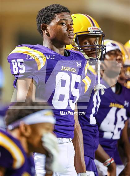 Thumbnail 1 in DeSoto Central vs. Germantown photogallery.