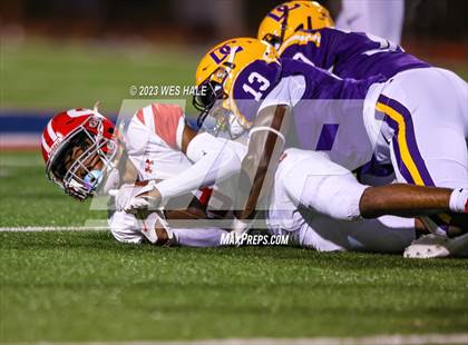 Thumbnail 3 in DeSoto Central vs. Germantown photogallery.