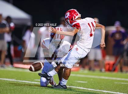 Thumbnail 3 in DeSoto Central vs. Germantown photogallery.