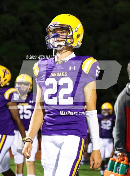 Thumbnail 2 in DeSoto Central vs. Germantown photogallery.
