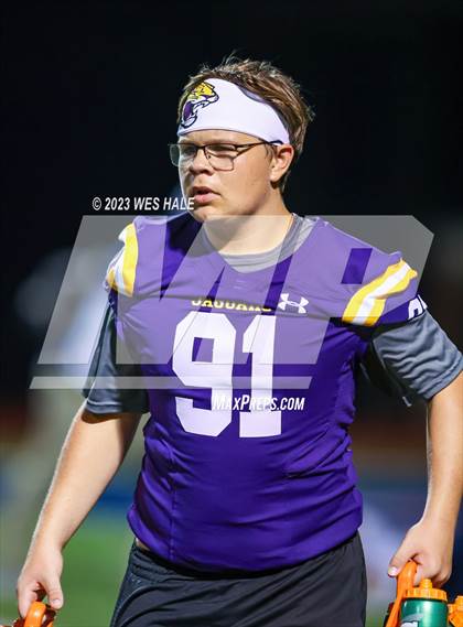 Thumbnail 3 in DeSoto Central vs. Germantown photogallery.