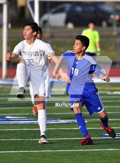 Thumbnail 3 in Los Altos @ Charter Oak photogallery.