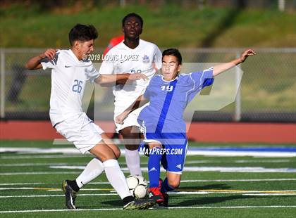 Thumbnail 2 in Los Altos @ Charter Oak photogallery.
