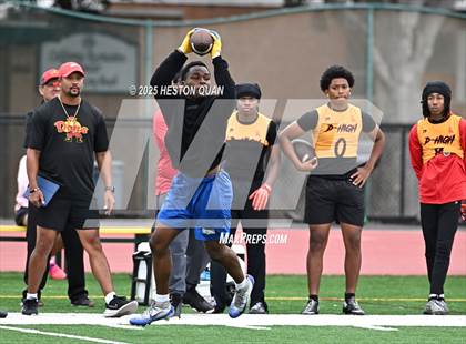 Thumbnail 1 in Dominguez vs. Muir (LB Poly Legends 7x7) photogallery.