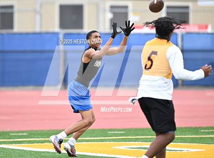 Thumbnail 3 in Dominguez vs. Muir (LB Poly Legends 7x7) photogallery.