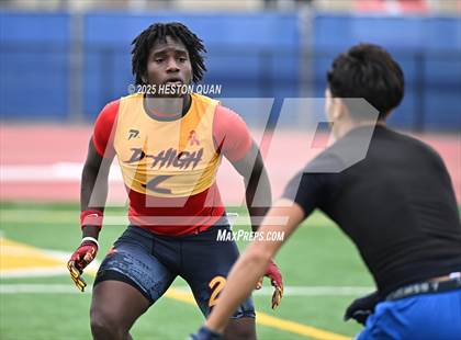 Thumbnail 1 in Dominguez vs. Muir (LB Poly Legends 7x7) photogallery.
