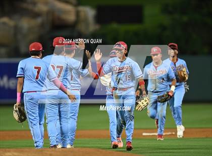 Thumbnail 2 in Whittier Christian vs. Garfield (Halo Classic) photogallery.