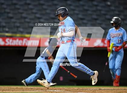 Thumbnail 3 in Whittier Christian vs. Garfield (Halo Classic) photogallery.