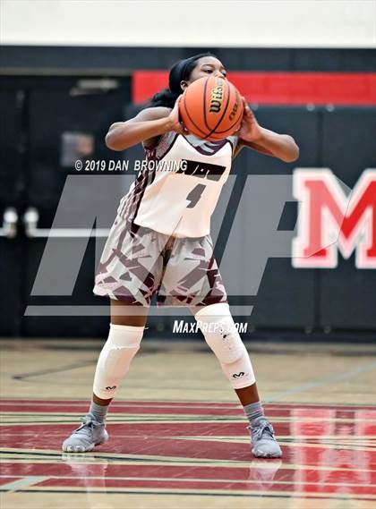 Thumbnail 3 in Cosby vs. Fulton photogallery.