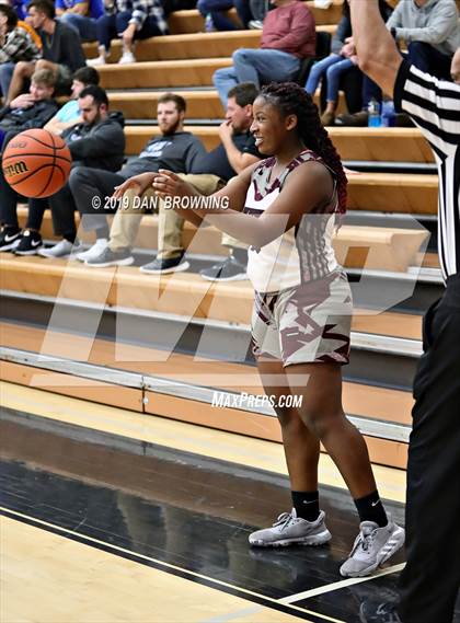 Thumbnail 3 in Cosby vs. Fulton photogallery.