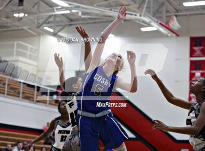 Thumbnail 2 in Cosby vs. Fulton photogallery.
