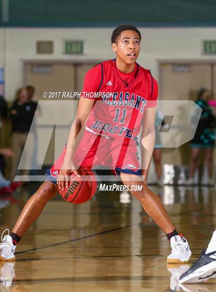 Thumbnail 2 in Pleasant Grove @ Sheldon (Senior Night) photogallery.