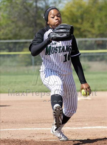 Thumbnail 2 in Archbishop Mitty vs. Rodriguez (Livermore Stampede) photogallery.