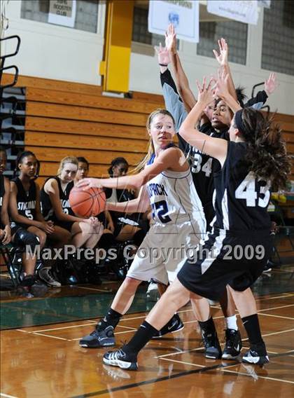 Thumbnail 3 in West Hills vs. Stockdale photogallery.