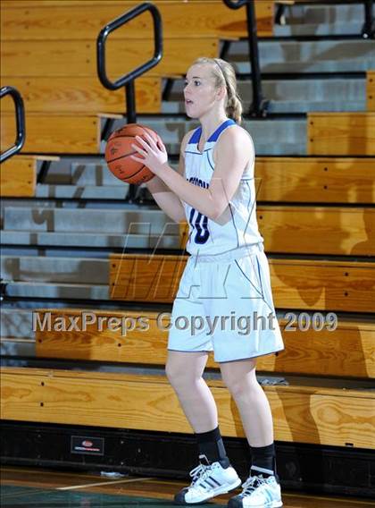 Thumbnail 2 in West Hills vs. Stockdale photogallery.