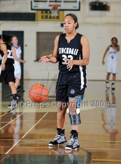 Thumbnail 1 in West Hills vs. Stockdale photogallery.