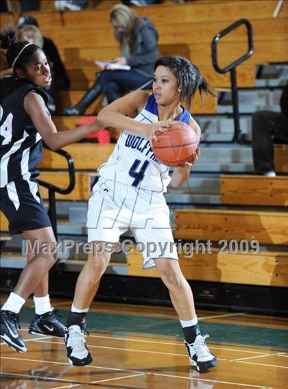 Thumbnail 2 in West Hills vs. Stockdale photogallery.