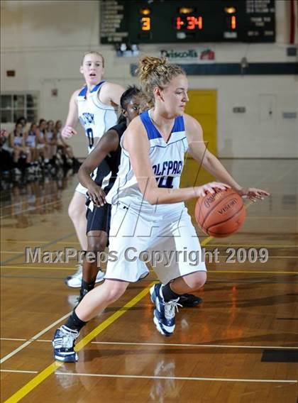 Thumbnail 3 in West Hills vs. Stockdale photogallery.