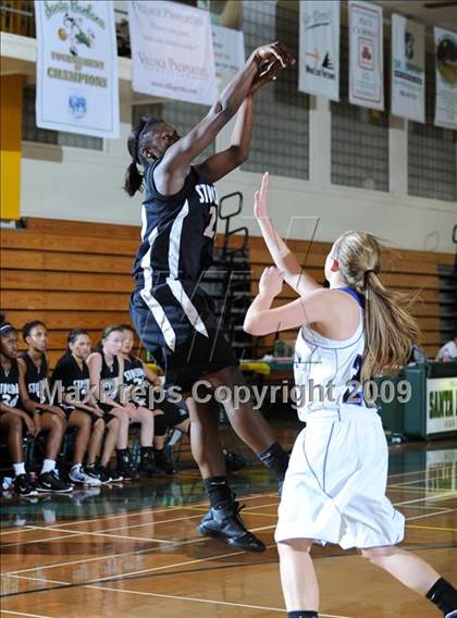 Thumbnail 3 in West Hills vs. Stockdale photogallery.