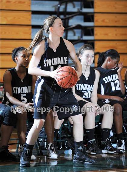 Thumbnail 1 in West Hills vs. Stockdale photogallery.