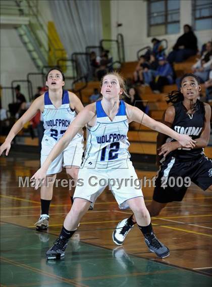 Thumbnail 1 in West Hills vs. Stockdale photogallery.