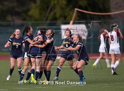 Thumbnail 1 in Sacred Heart Prep vs. Menlo School photogallery.