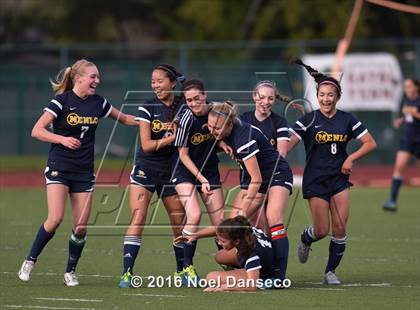 Thumbnail 2 in Sacred Heart Prep vs. Menlo School photogallery.